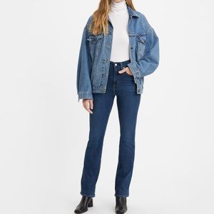 Levi’s 725 High Rise Bootcut Jeans